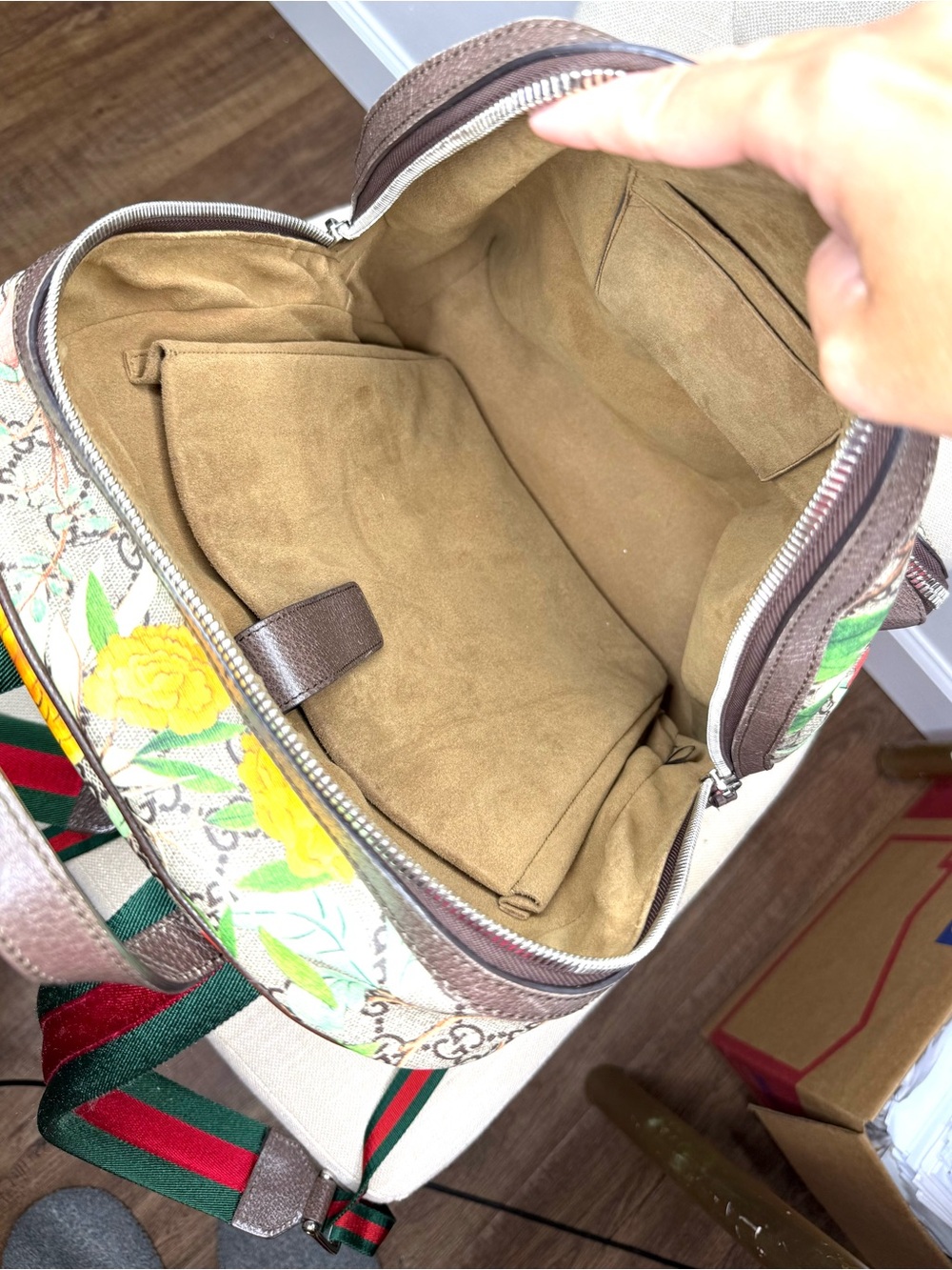 Authentic Gucci Tian GG Supreme Backpack monogram canvas red green straps - Picture 12 of 16